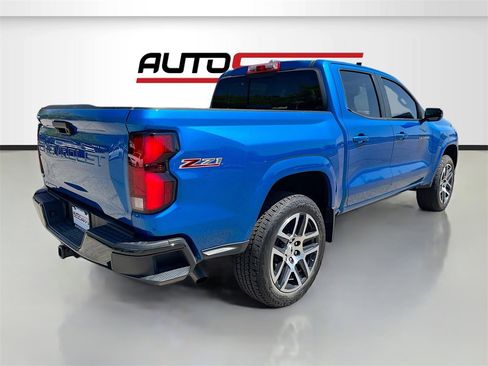 Used 2023 Chevrolet Colorado Z71 w/ Z71 Convenience Package 2 image 7