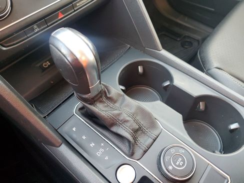 Used 2019 Volkswagen Atlas SE image 23