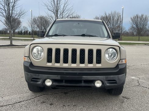 Used 2016 Jeep Patriot Sport image 8