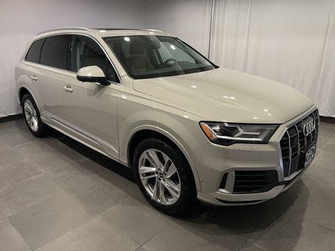 Used 2021 Audi Q7 3.0T Premium Plus w/ Executive Package AWD/4WD image 3