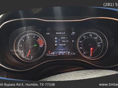Used 2020 Jeep Cherokee Trailhawk w/ Cold Weather Group AWD/4WD image 10