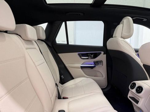 New 2026 Mercedes-Benz GLC 300 GLC 300 image 5