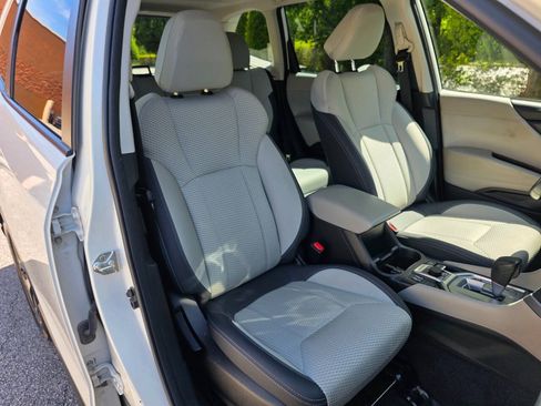 Used 2021 Subaru Forester Premium AWD/4WD image 36