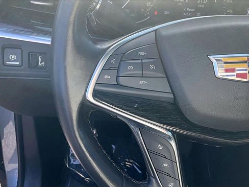 Certified 2023 Cadillac XT5 Premium Luxury image 11