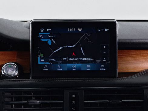 Used 2022 Lincoln Corsair Grand Touring w/ Towing Package image 29