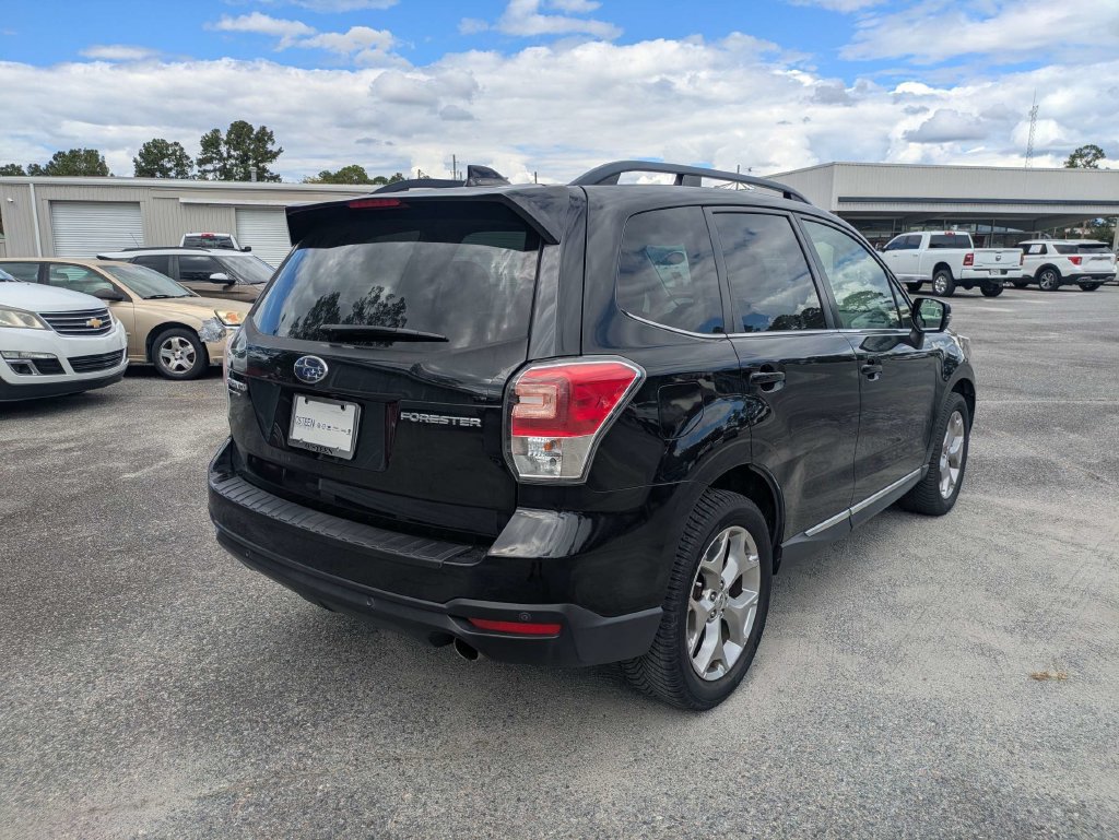 Used 2018 Subaru Forester 2.5i Touring w/ Popular Package #3B AWD/4WD image 4