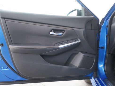 Used 2020 Nissan Sentra SR image 17