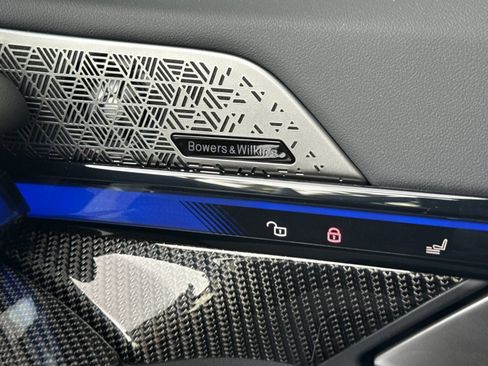 Used 2025 BMW M5 Touring image 20