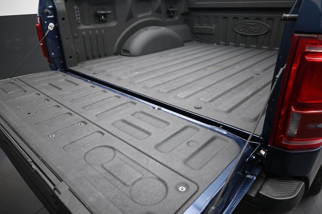 Used 2017 Ford F150 Lariat AWD/4WD image 14
