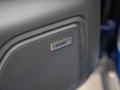 New 2026 Porsche Macan image 11