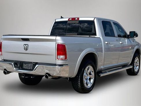 Used 2014 RAM 1500 Laramie w/ Convenience Group AWD/4WD image 5