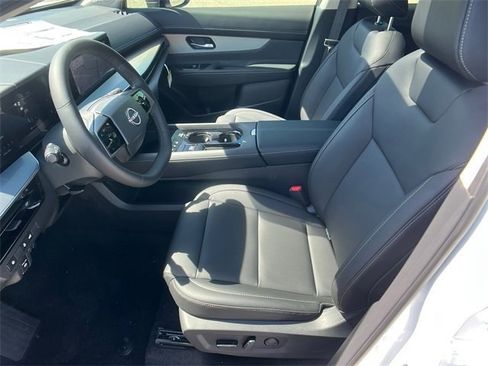 New 2025 Nissan Murano SL image 9