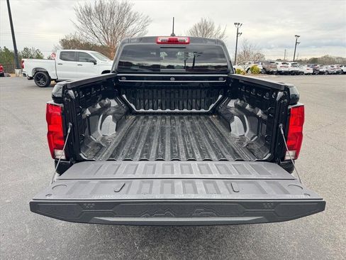 Used 2026 Chevrolet Colorado W/T w/ WT Convenience Package II image 10