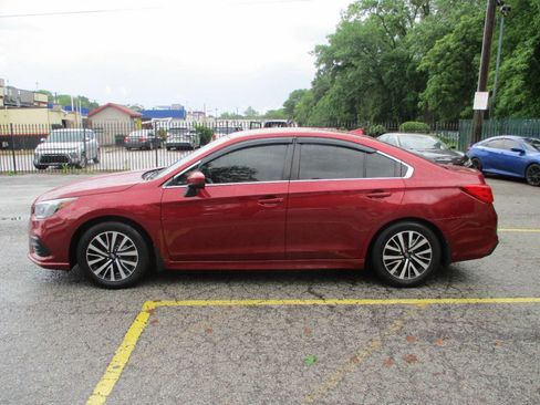 Used 2018 Subaru Legacy 2.5i Premium AWD/4WD image 9