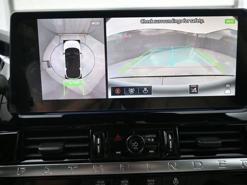 New 2026 Nissan Pathfinder SL AWD/4WD image 16