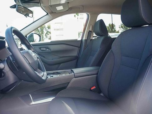 New 2026 Nissan Rogue S image 18