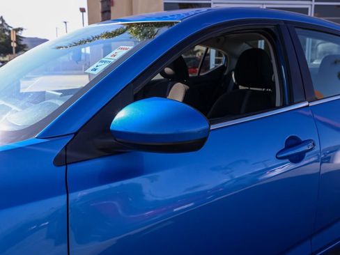 Used 2023 Nissan Sentra SV image 12