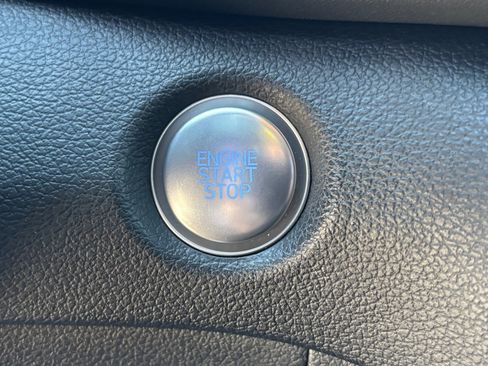 Used 2021 Hyundai Santa Fe SEL image 28