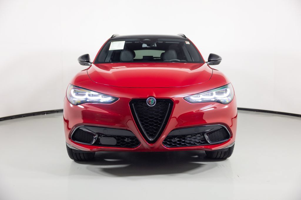 New 2026 Alfa Romeo Stelvio Sprint AWD/4WD image 6