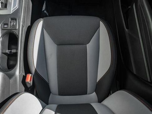 Used 2023 Subaru Crosstrek 2.0i Premium image 30