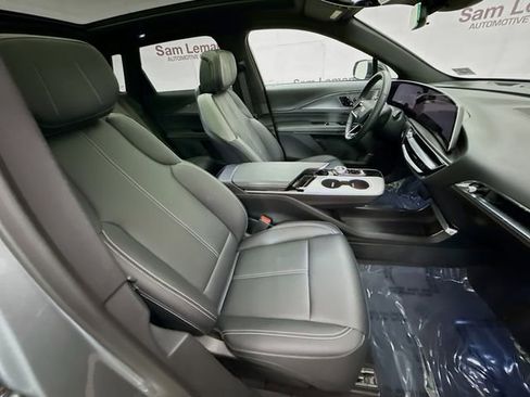 Used 2024 Cadillac Lyriq Tech image 31