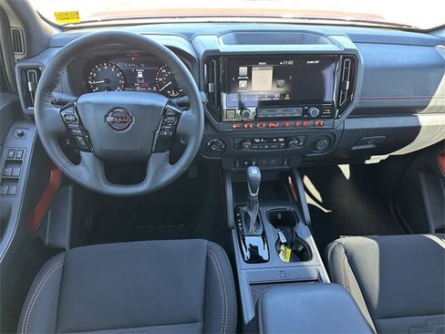 Certified 2025 Nissan Frontier PRO-4X w/ Pro Convenience Package image 23