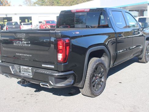 New 2026 GMC Sierra 1500 Elevation image 7