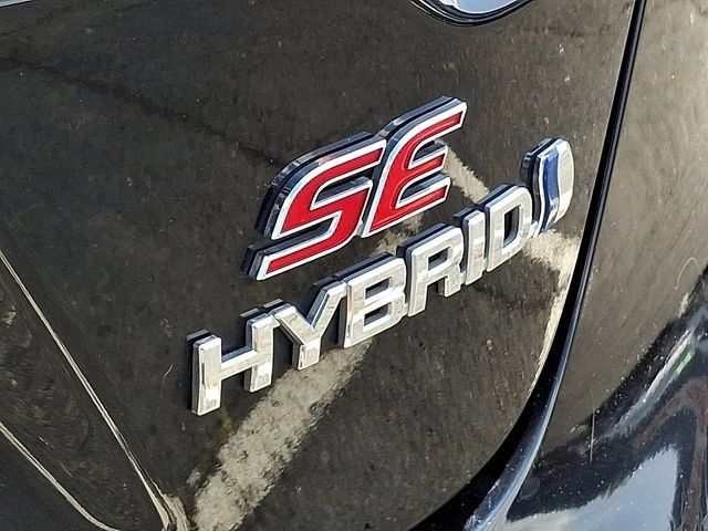 Certified 2024 Toyota Corolla SE FWD image 18