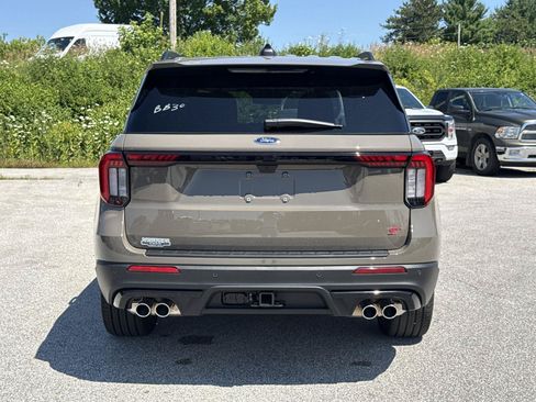 New 2026 Ford Explorer ST w/ Sun And Sound Package AWD/4WD image 8