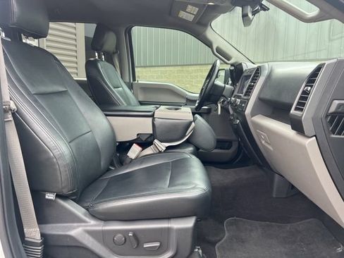 Used 2019 Ford F150 XLT w/ Equipment Group 302A Luxury AWD/4WD image 10