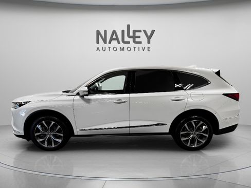 Certified 2023 Acura MDX FWD w/ Technology Package image 3