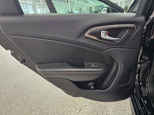 Used 2015 Chrysler 200 C w/ Navigation & Sound Group I FWD image 28