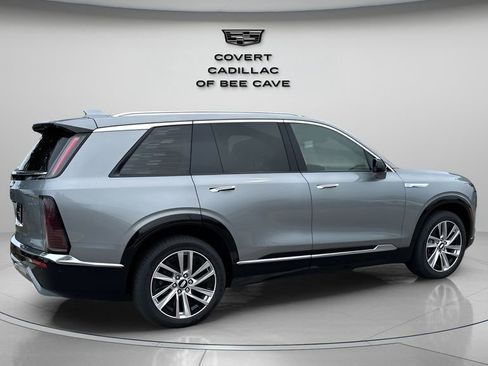 New 2026 Cadillac Vistiq Luxury w/ LPO, Floor Liner Package image 10