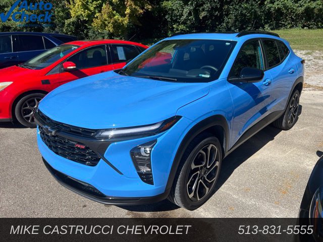 Used 2024 Chevrolet Trax RS w/ Sunroof Package FWD image 1