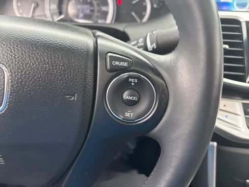 Used 2015 Honda Accord EX-L image 23