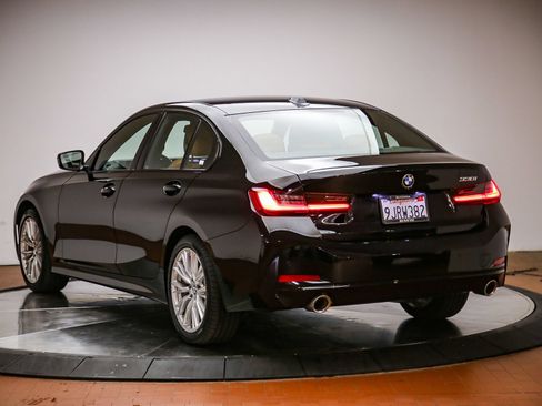 Used 2023 BMW 330i Sedan w/ Premium Package RWD image 2