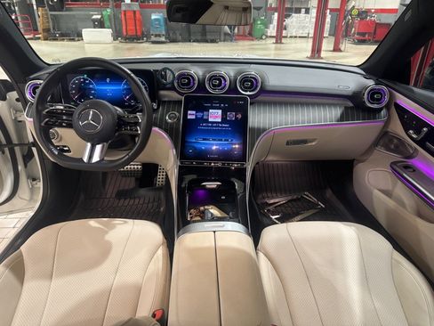 Used 2024 Mercedes-Benz CLE 300 4MATIC Coupe image 10