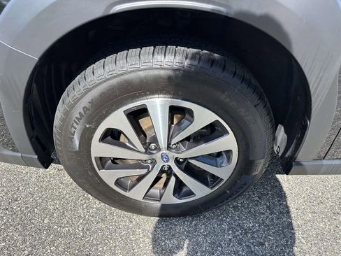 Certified 2025 Subaru Outback AWD/4WD image 6