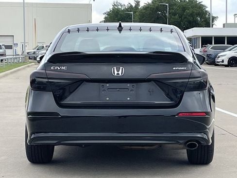 Used 2022 Honda Civic Sport image 5