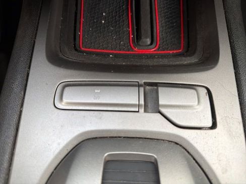 Used 2015 Chevrolet Camaro LT image 21