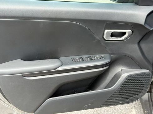 New 2026 Kia K4 FWD image 16