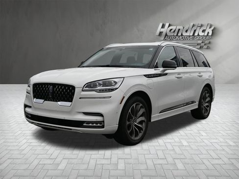 Used 2021 Lincoln Aviator Grand Touring w/ Equipment Group 302A AWD/4WD image 5