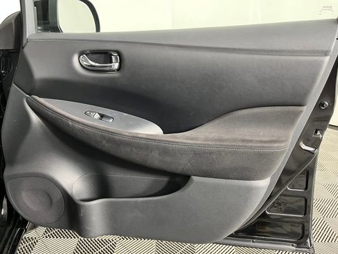Used 2013 Nissan Leaf S w/ Charger Pkg image 16