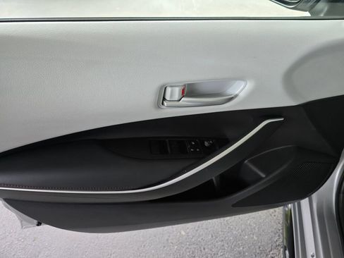 Used 2024 Toyota Corolla SE w/ SE Package FWD image 24