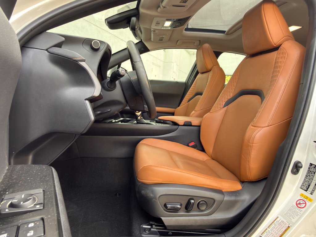 Used 2019 Lexus UX 250h AWD/4WD image 14