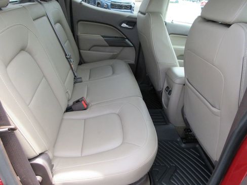 Used 2015 GMC Canyon SLT w/ Driver Alert Package image 20