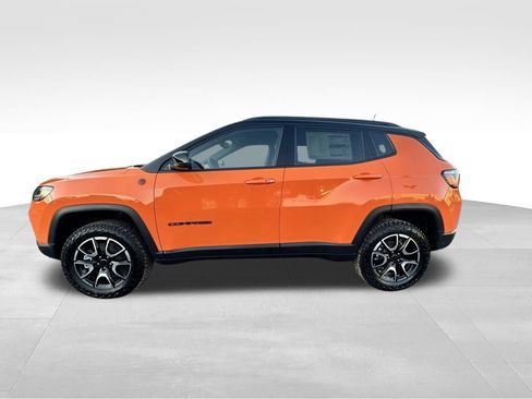 New 2026 Jeep Compass Trailhawk image 23