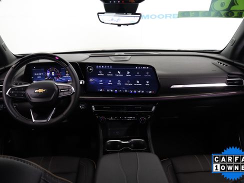Used 2026 Chevrolet Traverse High Country w/ LPO, Floor Liner Package AWD/4WD image 16