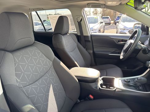 Used 2024 Toyota RAV4 XLE image 13