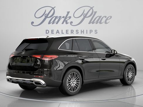 Used 2026 Mercedes-Benz GLC 300 image 21